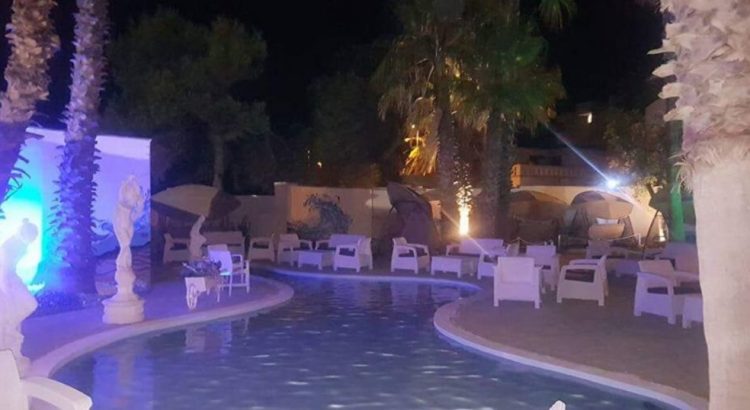 Play Night Club