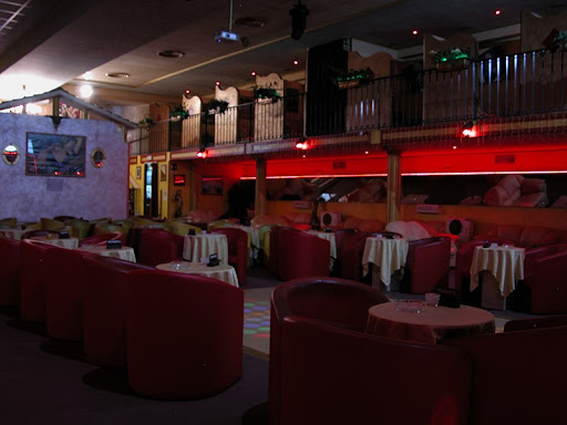 impero primo night club